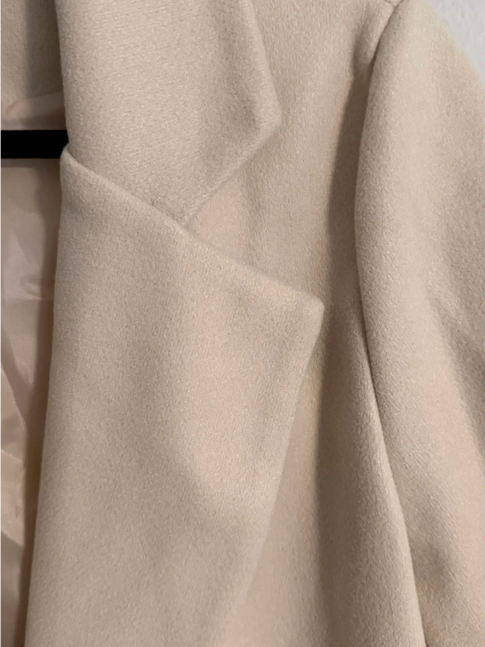 Fashion Cream Double-Breasted Trench Coat - Picture 4 of 7
